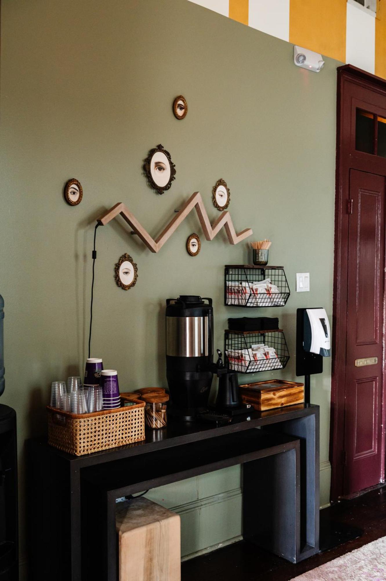 Hotel The Frenchmen New Orleans By Kasa Exterior foto