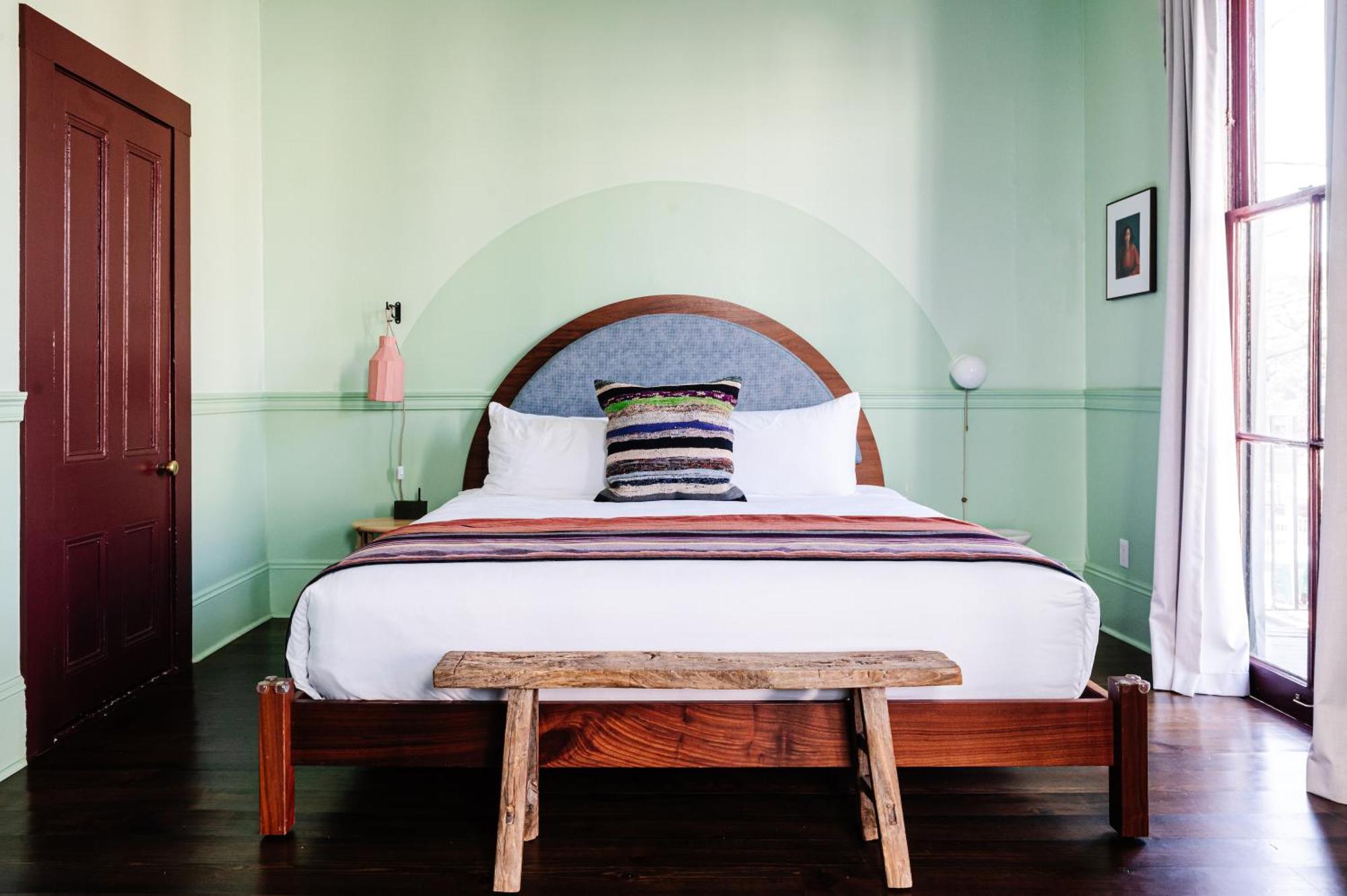 Hotel The Frenchmen New Orleans By Kasa Exterior foto
