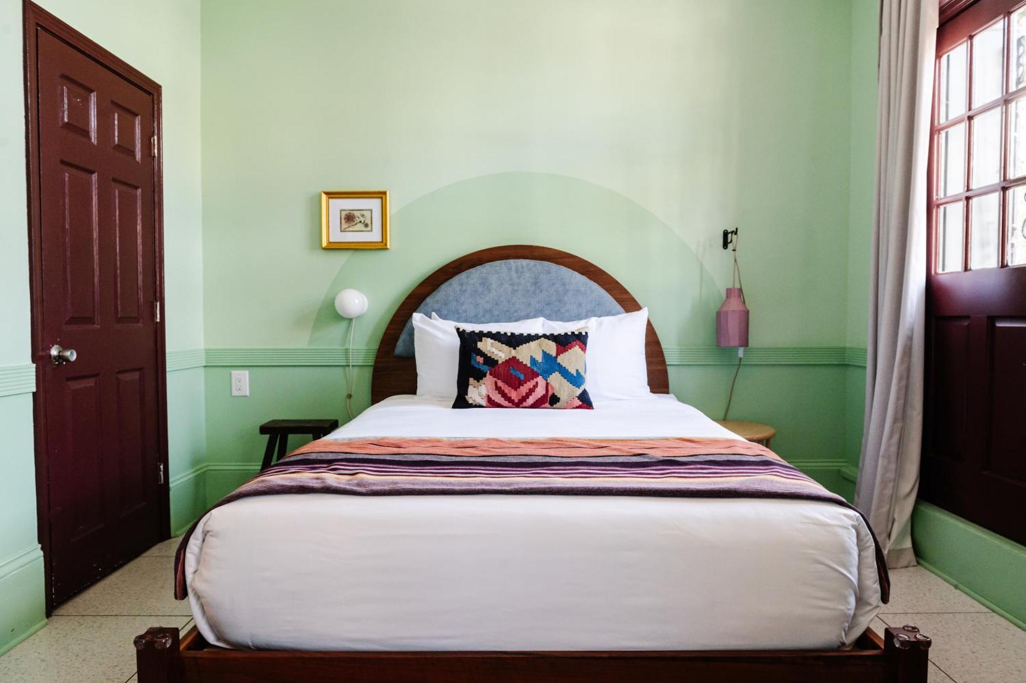 Hotel The Frenchmen New Orleans By Kasa Habitación foto