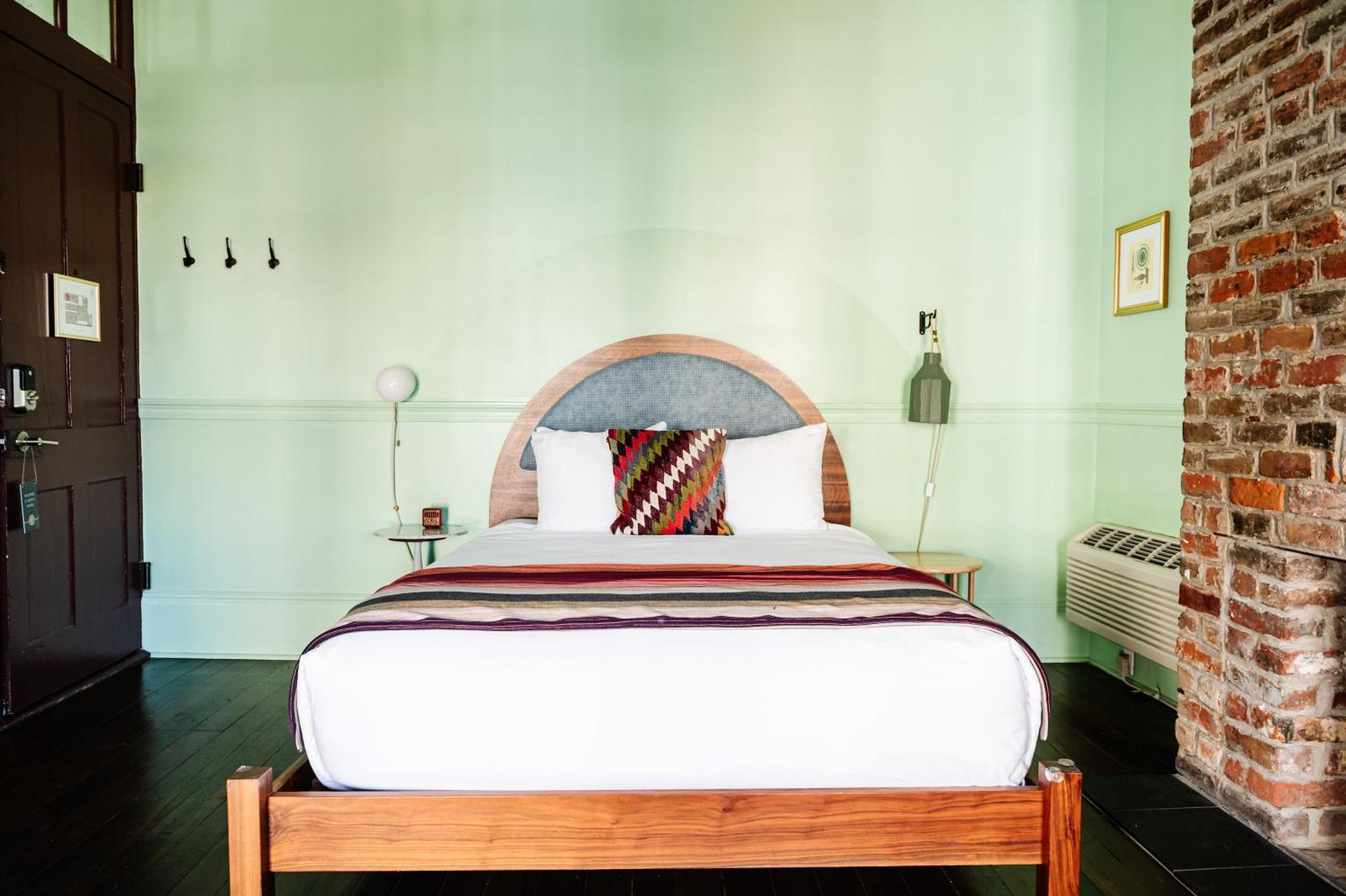 Hotel The Frenchmen New Orleans By Kasa Habitación foto